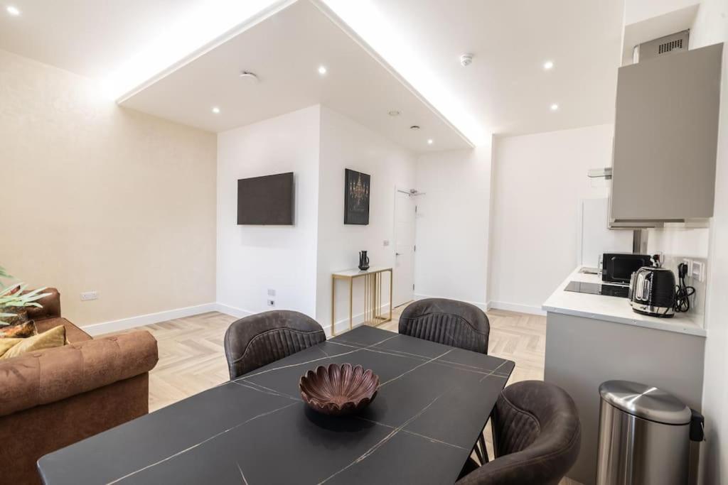 The Pocklington - The Bradgate Suite Leicester Exterior photo